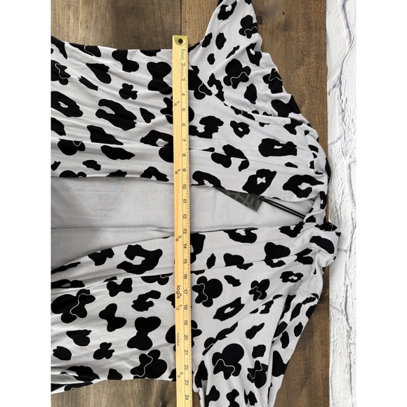 Torrid Disney Minnie Mouse Leopard Print Open Front Cardigan Gray Black Womens 2 - Picture 9 of 10